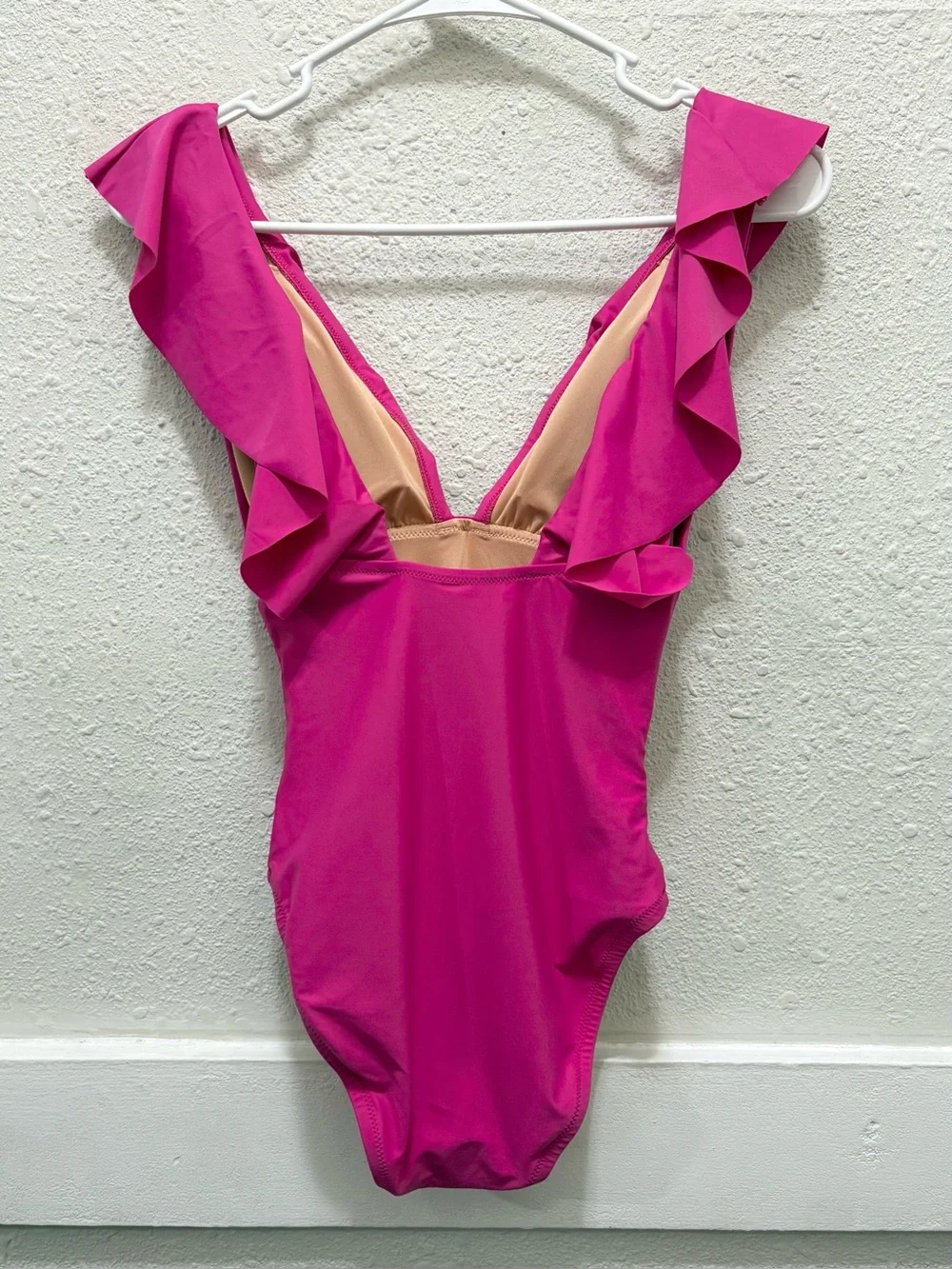J Crew Womens Ruched Ruffle One Piece Swimsuit in Fuchsia Pink Size 2 NWT